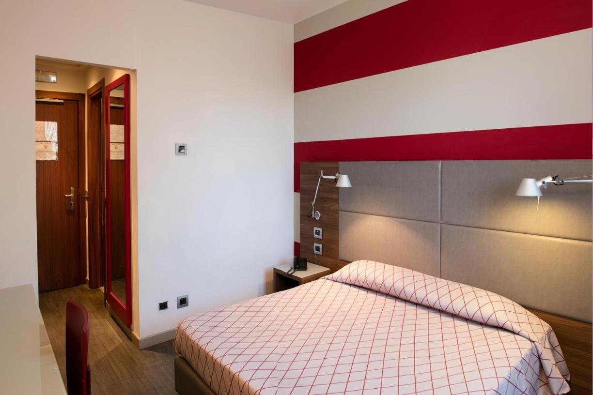 Hotel Del Parco Vigevano Exterior photo